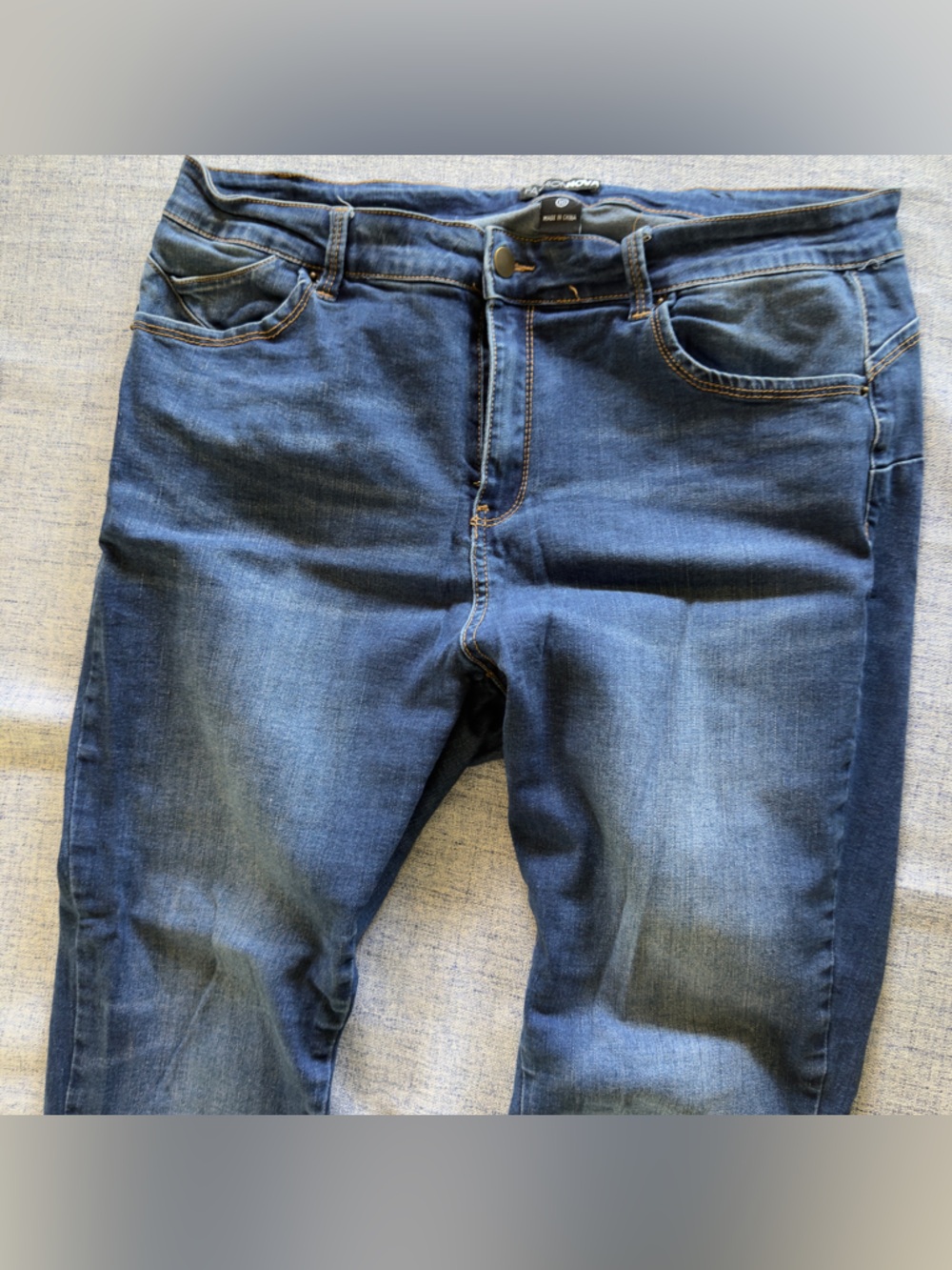 Fashion Nova Dark Blue High-Rise Jeans with Contrast Stitching